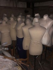 70-80 Mannequins Wood And Metal Bases