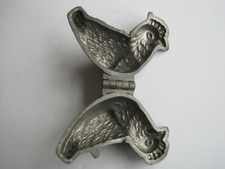 Antique Victorian hinged two piece pewter ice mould of a chicken