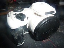 FujiFilm FinePix S8650 16MP