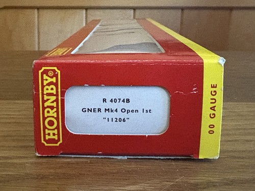 Hornby r4074b gner mk4 - mk4, 1st