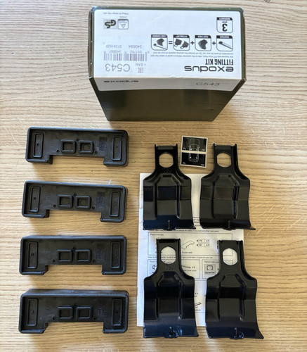 Exodus roof bar fitting - roof,