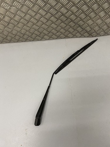 Saab 900 rear - wiper, arm