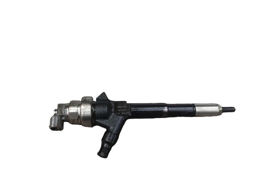 Vauxhall astra fuel injector - j,