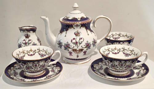 Royal collection trust queen - collection,