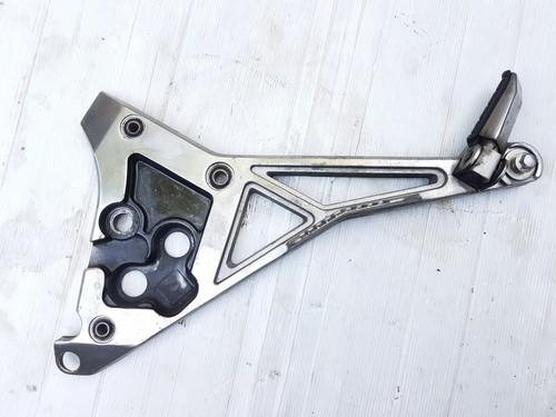 Yamaha fj1200 left footrest - yamaha,