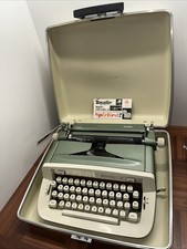 Vintage Royal Sabre Manual