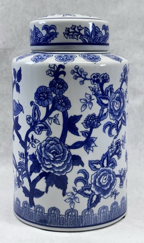 Blue and white porcelain - blue,
