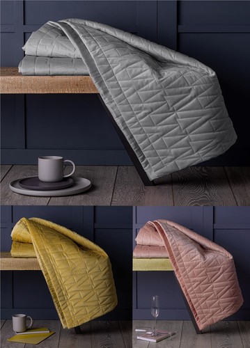 Throw blanket quilted velvet - quilted,