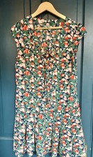 Gorgeous DIckens & Jones Drop