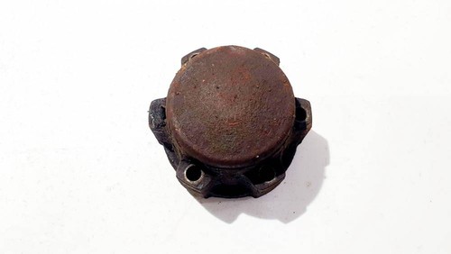 Locking hub for - ,