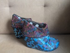 Iron fist treasure box boots