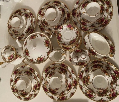 Royal albert old - albert, roses