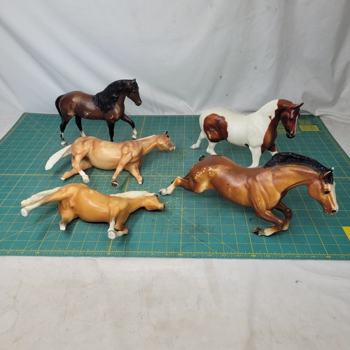 Breyer body lot broken - body,