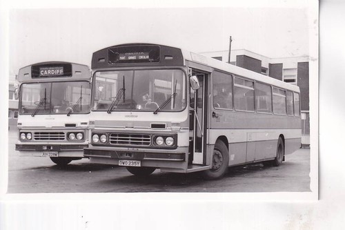 Merthyr leyland duple - /,