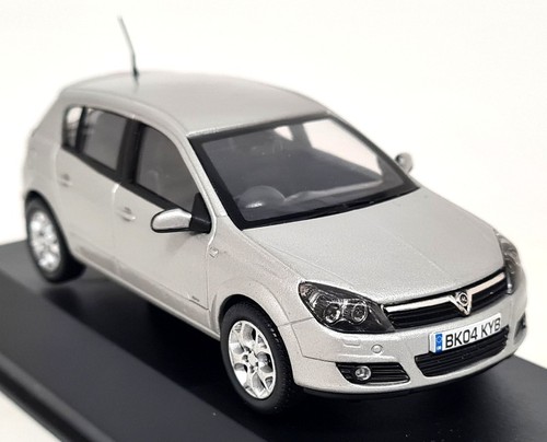 Vanguards vauxhall astra - 1/43,