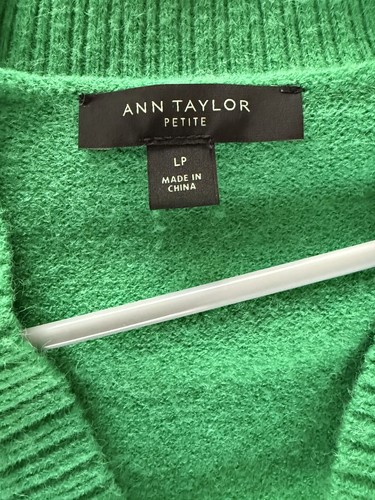Ann taylor button pockets - ann,