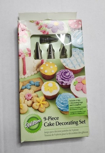 Wilton cupcake decorating - decorating, set
