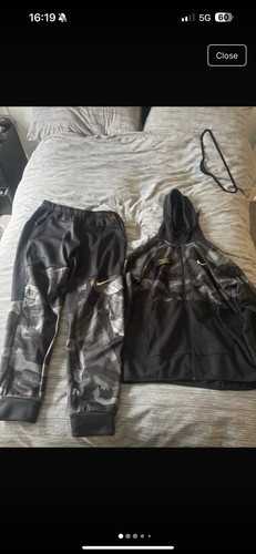 Camo nike tracksuit - camo,
