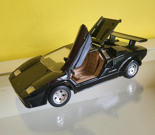 Bburago lamborghini countach - bburago,