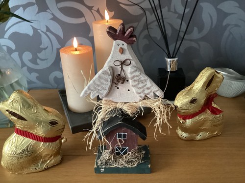 Wooden hen farmhouse - , easter