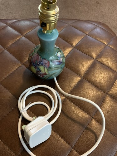 Moorcroft freesia table lamp - freesia,