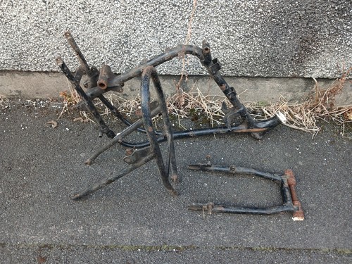 Bsa c15 frame - c15, ?