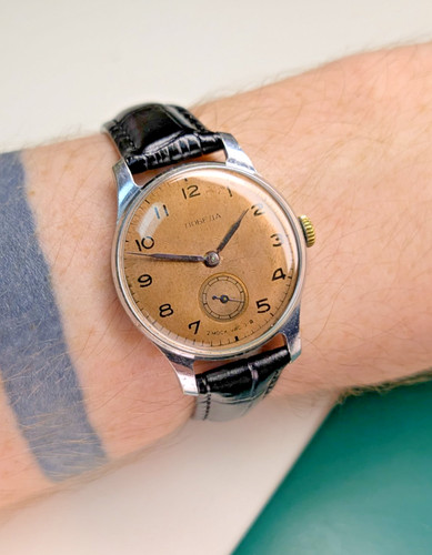 1956 pobeda salmon dial - 1956,