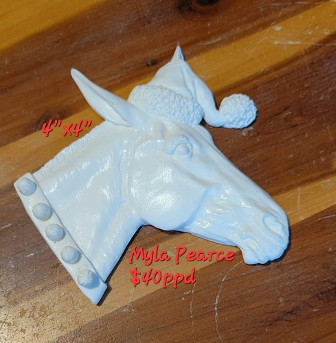 Artist resin medallion - artist,