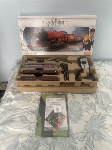 Hornby harry potter train - harry,