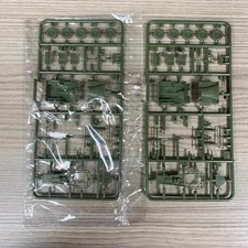 2 SOVIET GAZ-67B CARS/VEHICLES