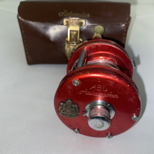 Vntg red abu garcia - vntg,