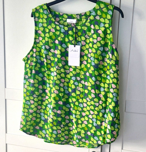 Adini women abstract - adini,