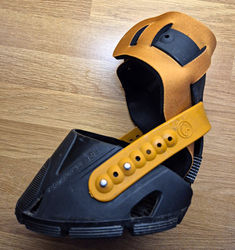Flex hoof boot 135 - hoof,