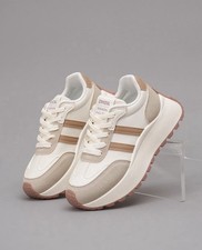 Job lot, Woman’s Fashionable