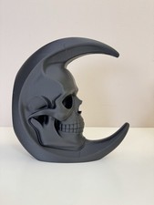 Gothic Skull Moon Book Nook