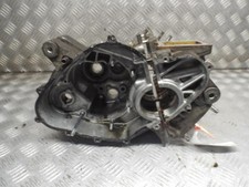 Suzuki RGV250 J K 1988-1989 88-89 Engine Crankcases Crank Cases VJ21A 112003