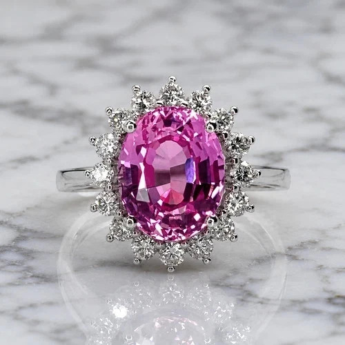 Oval cut natural pink - ct,