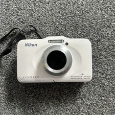 Nikon Coolpix S31 Underwater