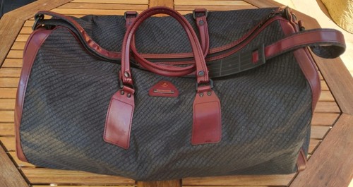 Vintage medium black samsonite - vintage,