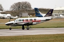 PHOTO  G-VIPY PIPER PA31
