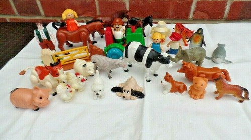 Toy farm figures and - farm,
