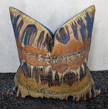18"x18" INCA Glamorous Cushion
