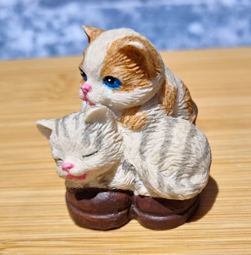 Vintage two kittens brown - vintage,