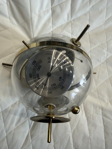 Huger sputnik barometer - sputnik,