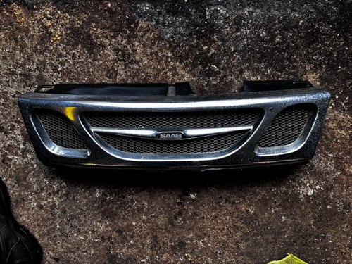 Saab grille 4677894 - saab,
