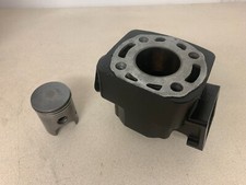 YAMAHA RD250 LC RIGHT CYLINDER AND PISTON 523EP14