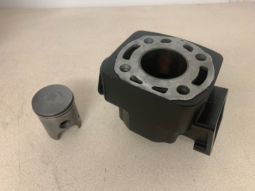 Yamaha rd250 right cylinder - rd250,