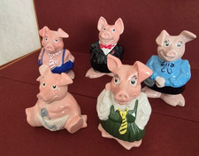 Wade Natwest  Pigs Set of 5