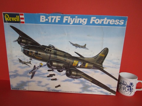 Revell 4701 17f - 4701, flying