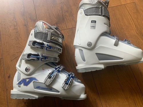 Nordica ladies white - ski, boots